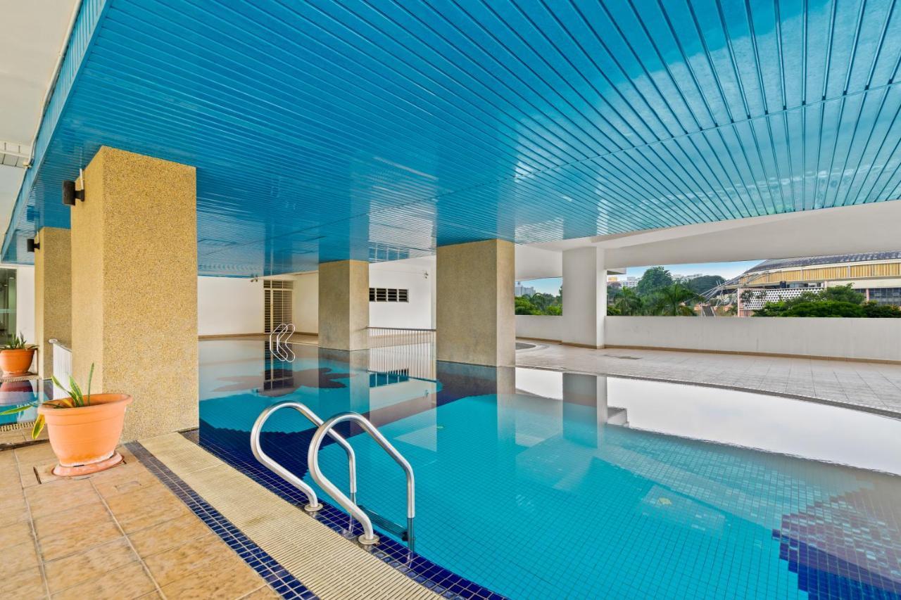 Superheroes Hideout Bukit Bintang - 13 Pax Apartment Kuala Lumpur