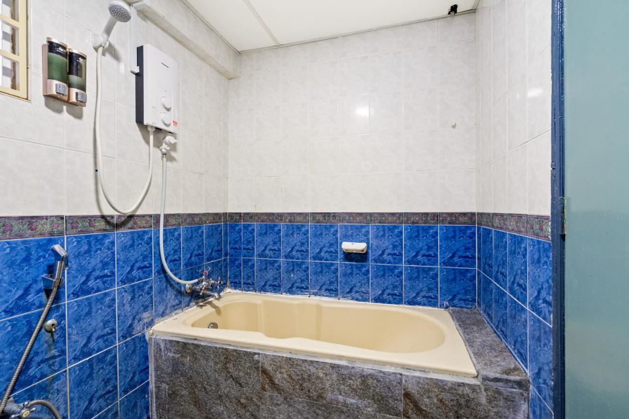 Apartment Superheroes Hideout Bukit Bintang - 13 Pax *