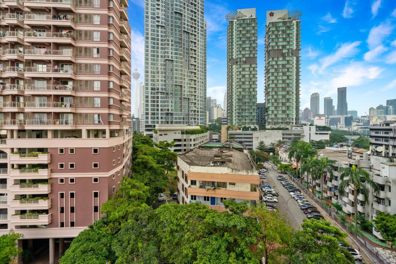 Apartment Superheroes Hideout Bukit Bintang - 13 Pax Kuala Lumpur