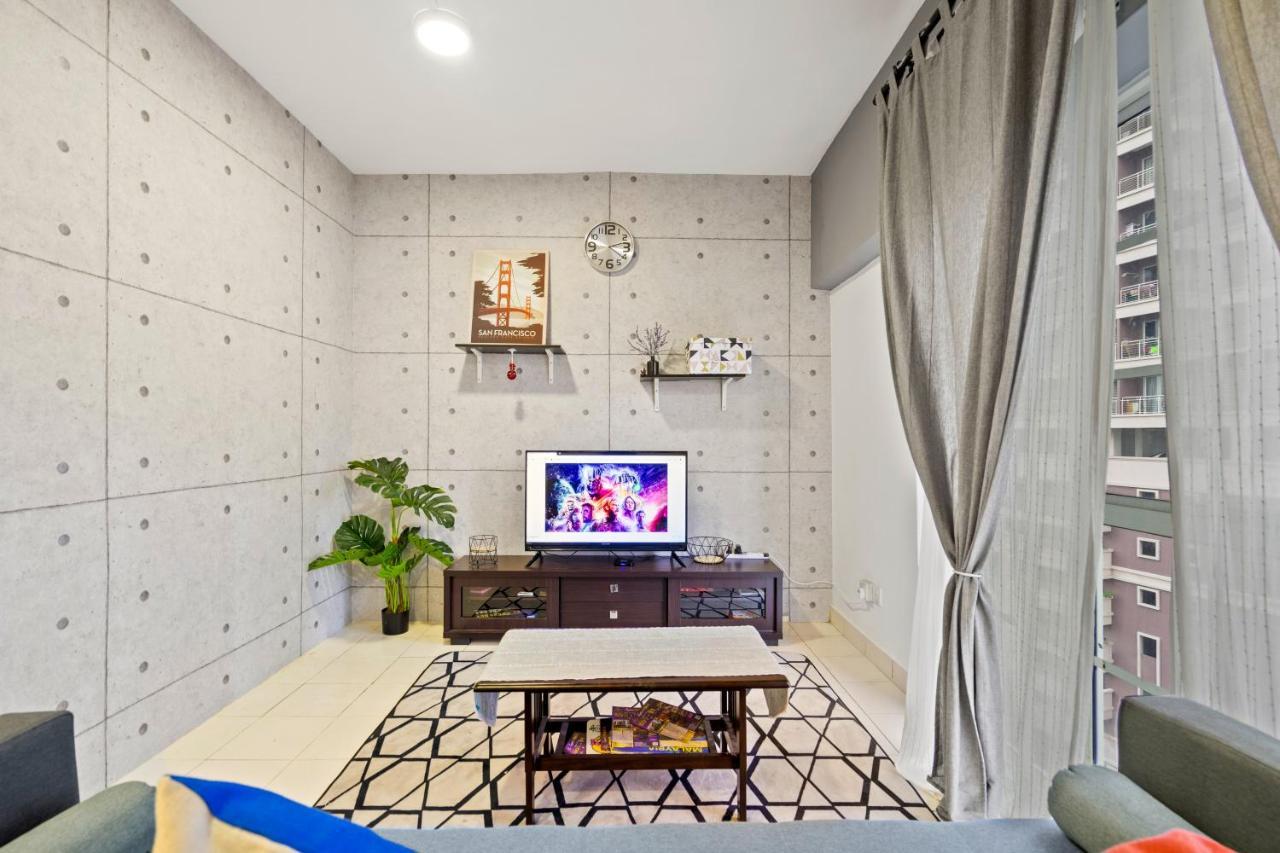 Apartment Superheroes Hideout Bukit Bintang - 13 Pax Kuala Lumpur